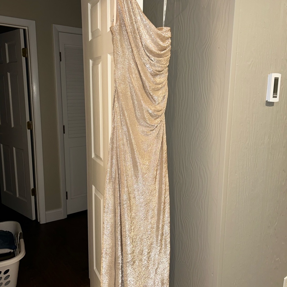 Calvin Klein Gold Textured Fabric - Picture 2 of 5